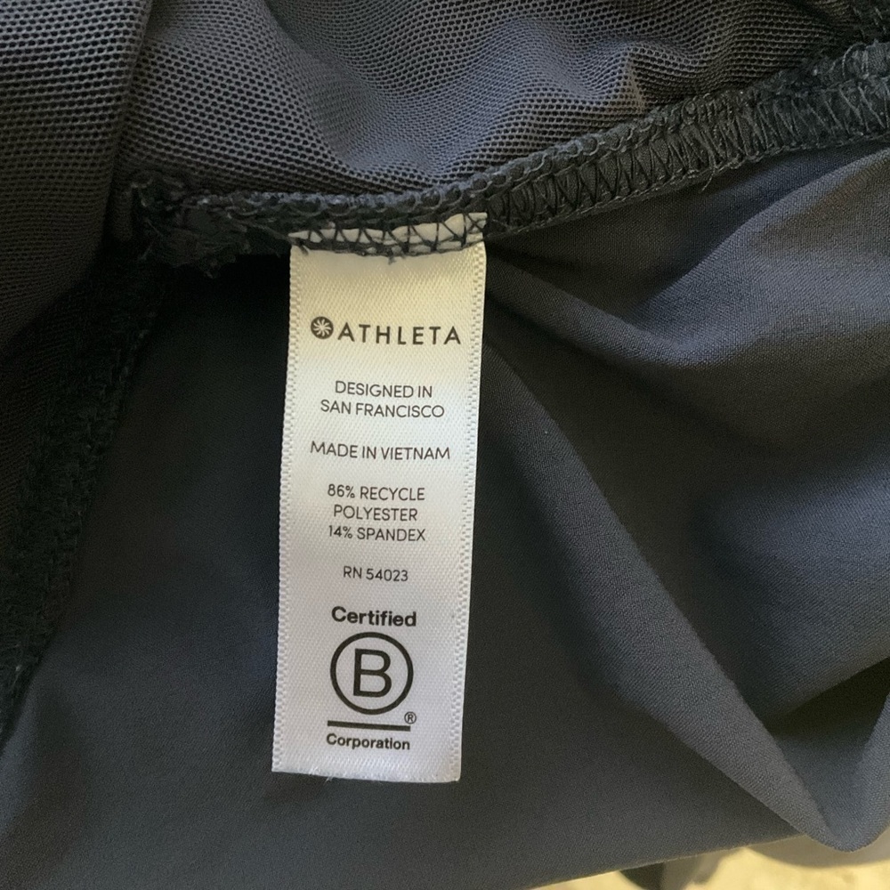 Athleta Attitude Crop Pant, Gray color Knit waistband for ease of movement B10 - Picture 12 of 15
